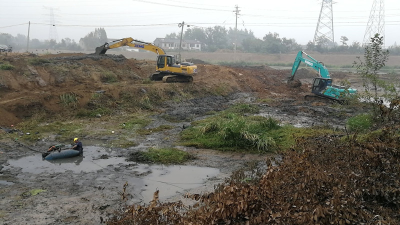 1570605537.jpg 1.jpg